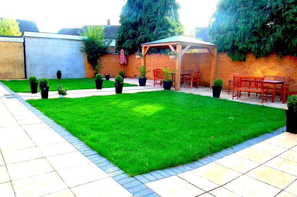Heathrow Travellers Hub Bed & Breakfast Hounslow Dış mekan fotoğraf