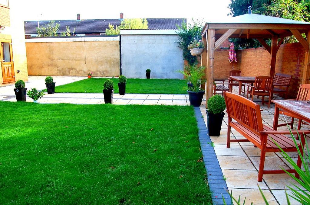 Heathrow Travellers Hub Bed & Breakfast Hounslow Dış mekan fotoğraf